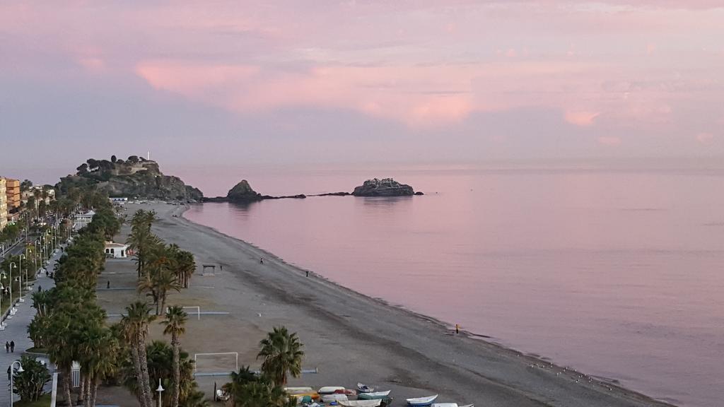 Apartamentos Chinasolymar Almuñécar Εξωτερικό φωτογραφία